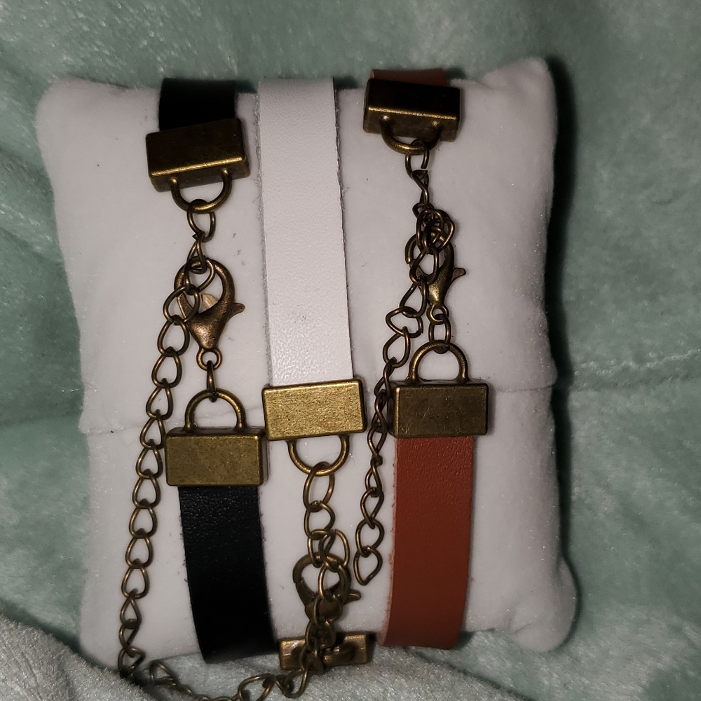 Bracelets - Picture 2 of 2